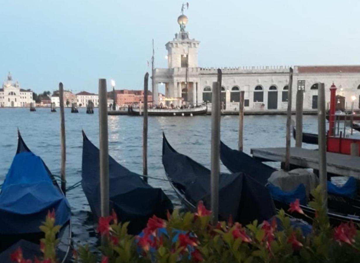 Casetta Sulla Laguna Venise Extérieur photo